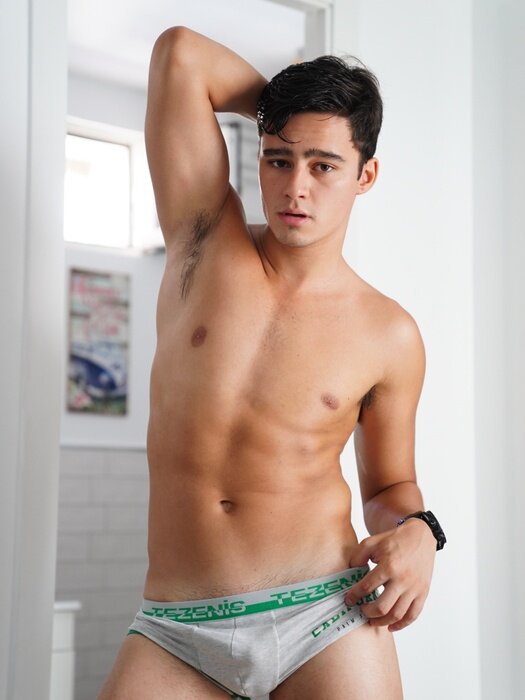 Giooocs (@giooocs), OnlyFans creator