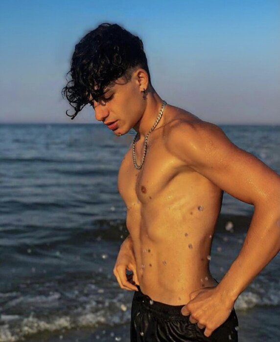 Giovannjmessina (@giovannjmessina), OnlyFans creator
