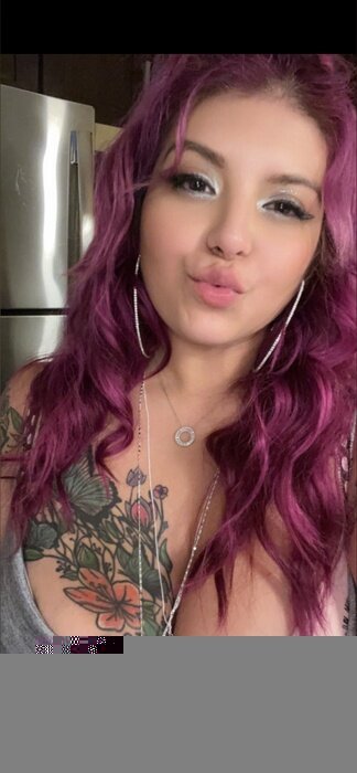 Gloriareyshell (@gloriareyshell), OnlyFans creator