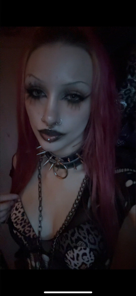 Goddessandromeda113 (@goddessandromeda113), OnlyFans creator