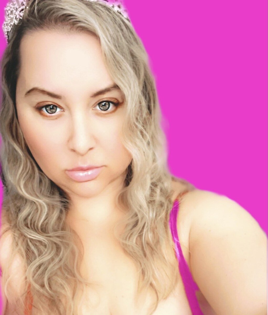 Goddessfarts (@goddessfarts), OnlyFans creator