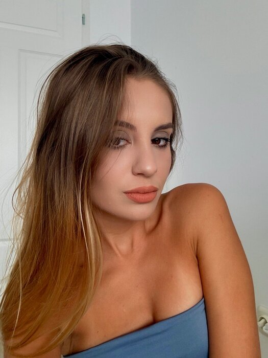 Goddesslayla8 (@goddesslayla8), OnlyFans creator