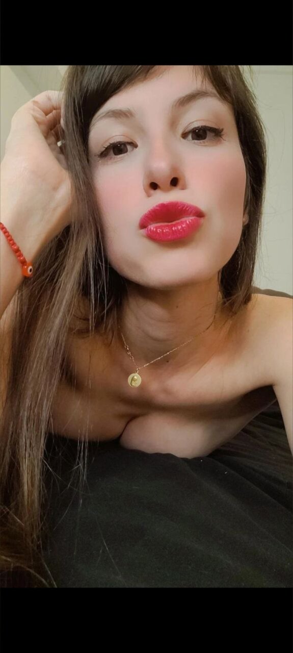 Luc (@goddesslulitaa), OnlyFans creator