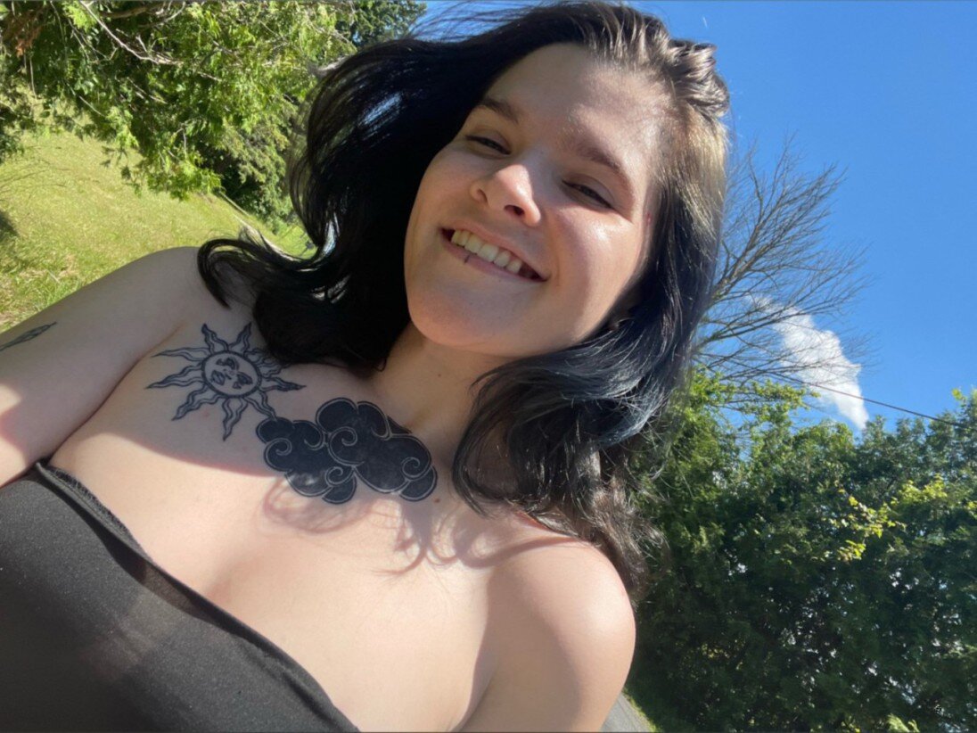 Goddessmayxxx (@goddessmayxxx), OnlyFans creator