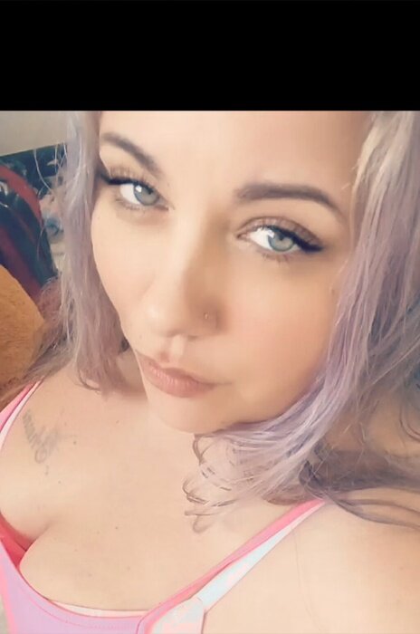 Godsrebelliousdaughter (@godsrebelliousdaughter), OnlyFans creator