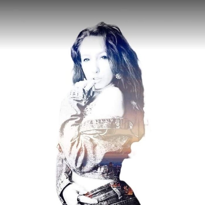 Goldennichole (@goldennichole), OnlyFans creator