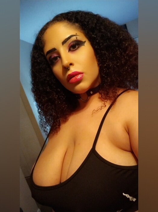 goofygoth (@goofygoth), OnlyFans creator