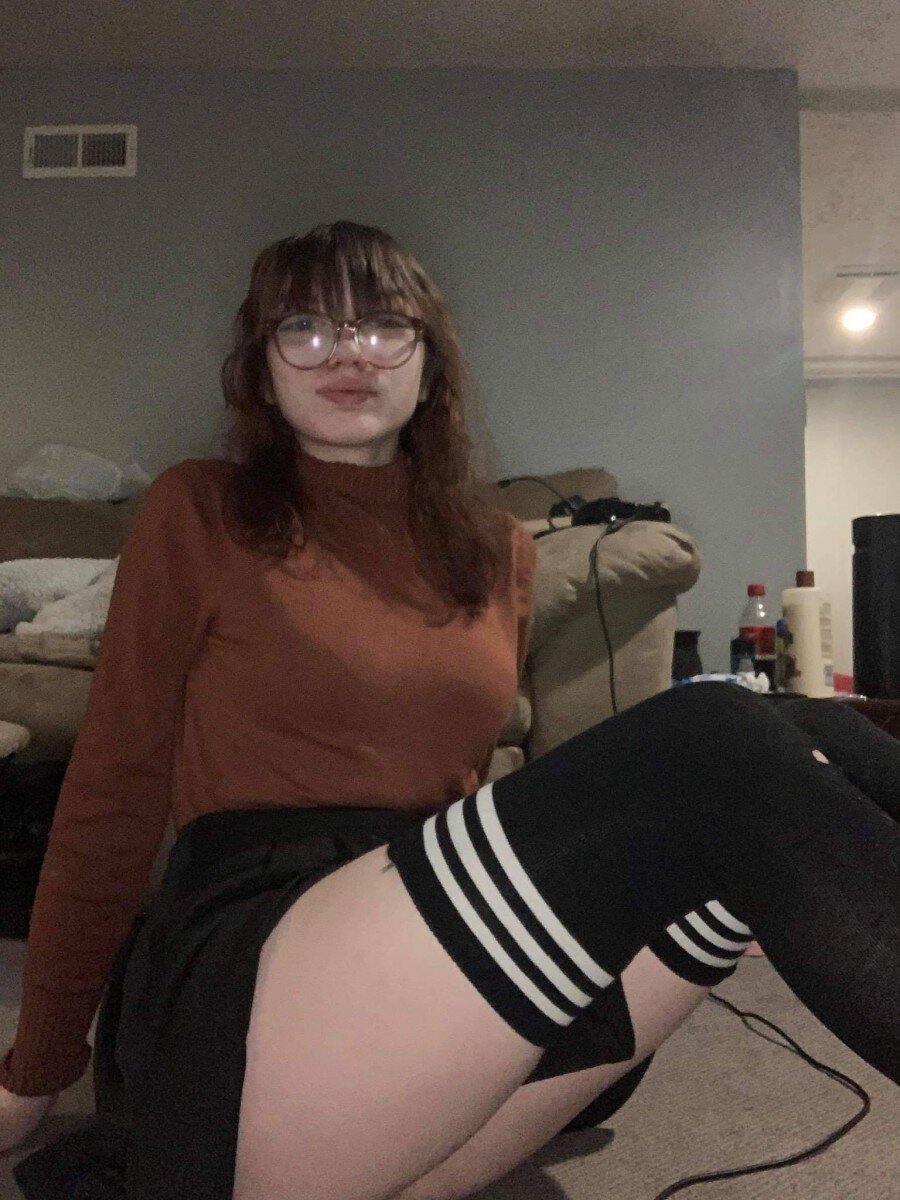 Gothbaby4200 (@gothbaby_4200), OnlyFans creator