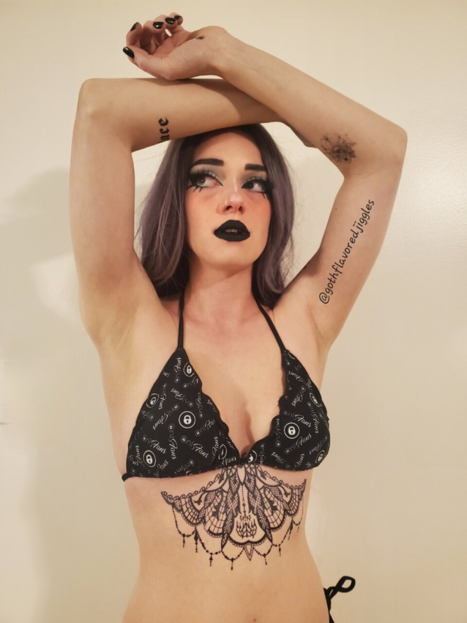 Gothflavoredjiggles (@gothflavoredjiggles), OnlyFans creator