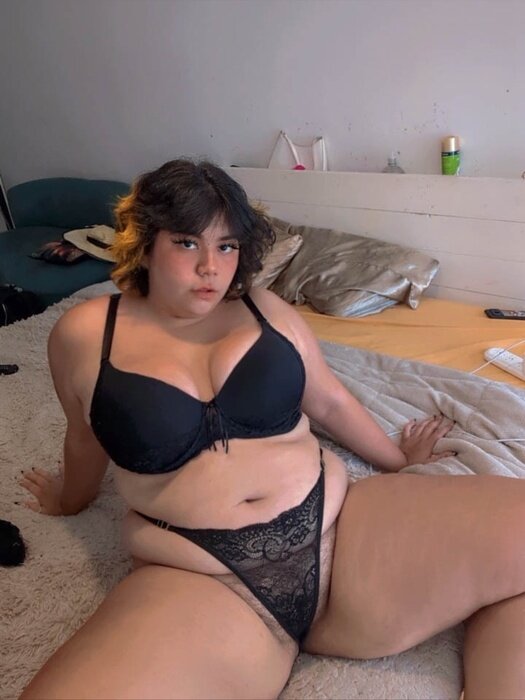 Emma (@gothiick), OnlyFans creator