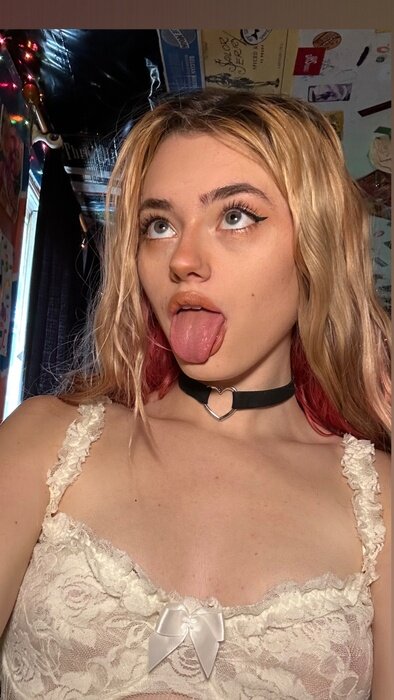 gracey (@graceybabyy), OnlyFans creator