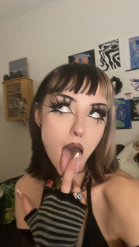 Greyfivefine (@greyfivefine), OnlyFans creator