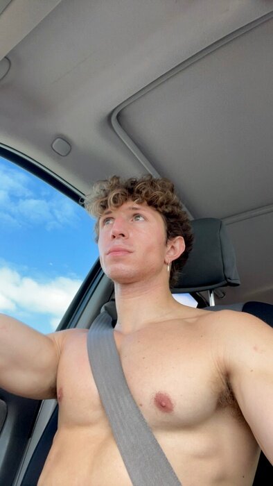 Greysonmyles (@greysonmyles), OnlyFans creator