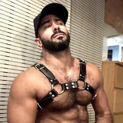 Guessrey (@guessrey), OnlyFans creator