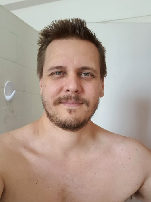Guimais18 (@guimais18), OnlyFans creator