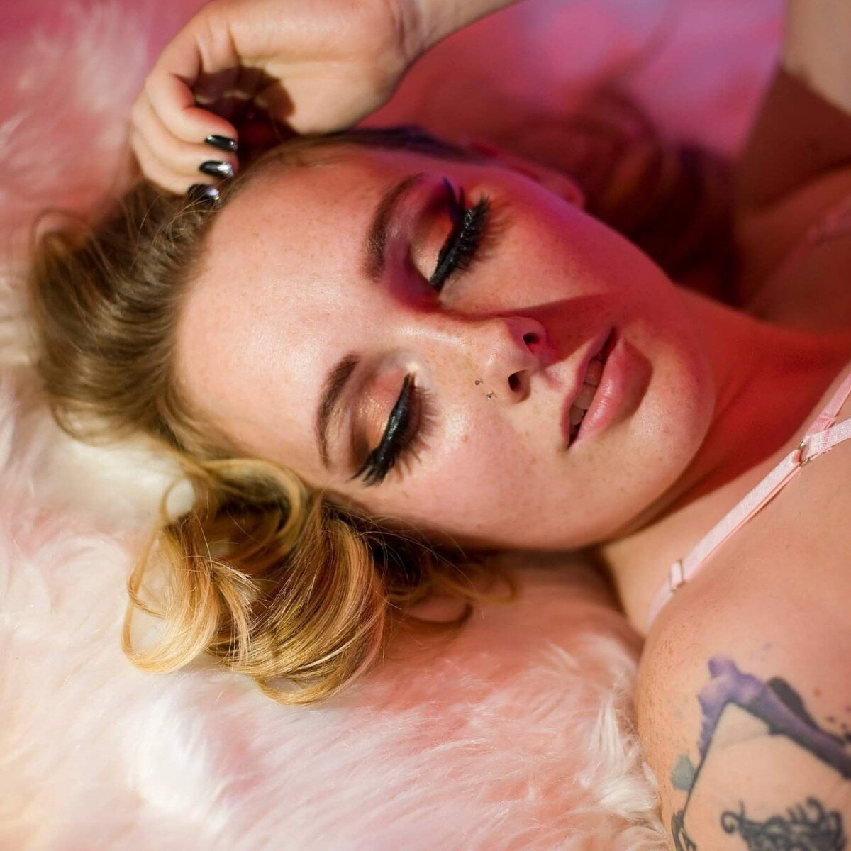 Haileyelskovfree (@haileyelskovfree), OnlyFans creator