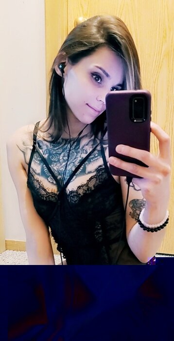 Hailzpie (@hailzpie), OnlyFans creator