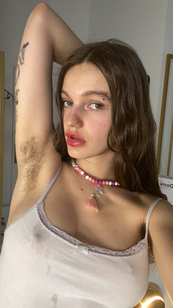 Hairybarbie (@hairybarbie), OnlyFans creator