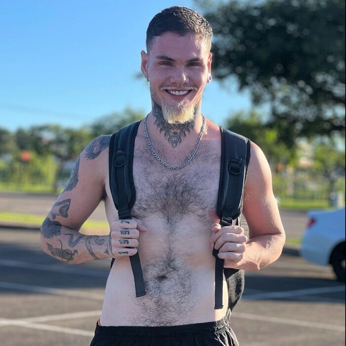 Hairyboy21 (@hairyboy21), OnlyFans creator