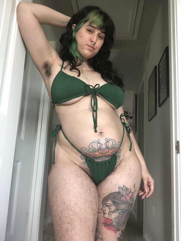 Hairyfairy420 (@hairyfairy420), OnlyFans creator