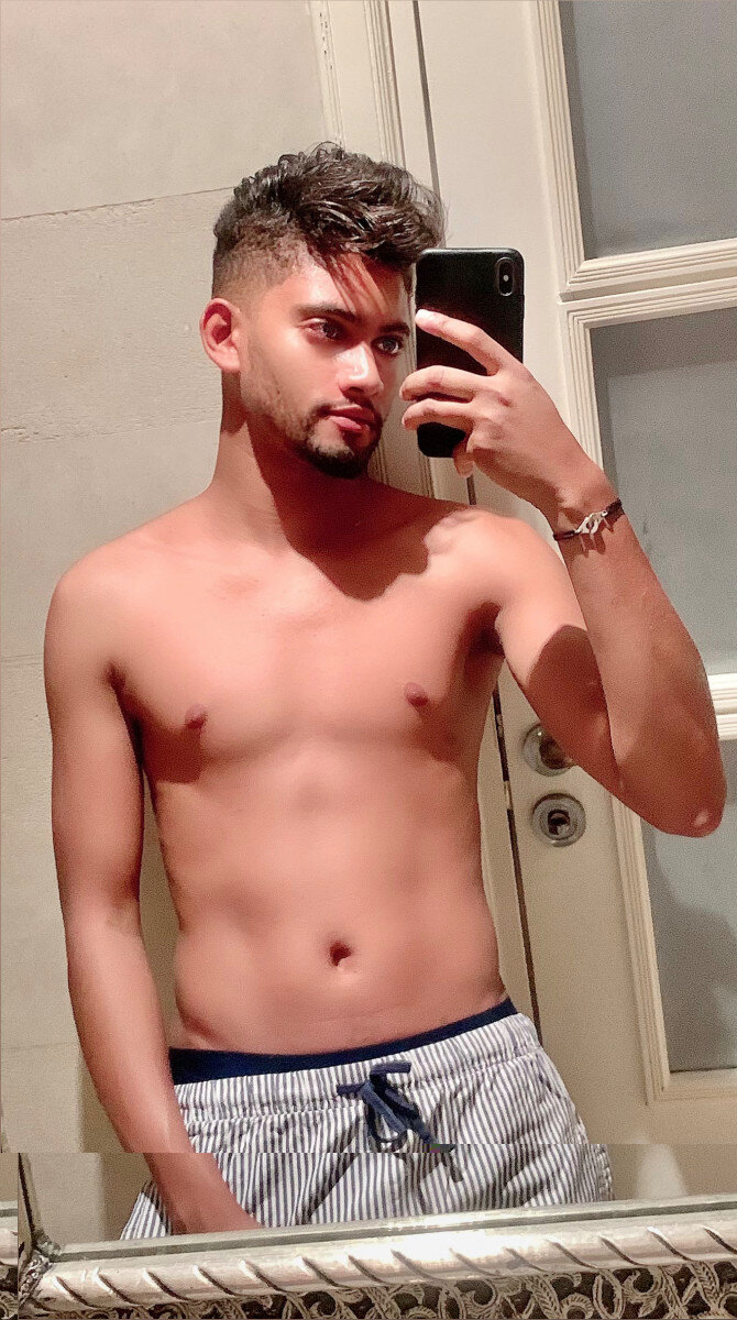 Handsomeredy (@handsomeredy), OnlyFans creator