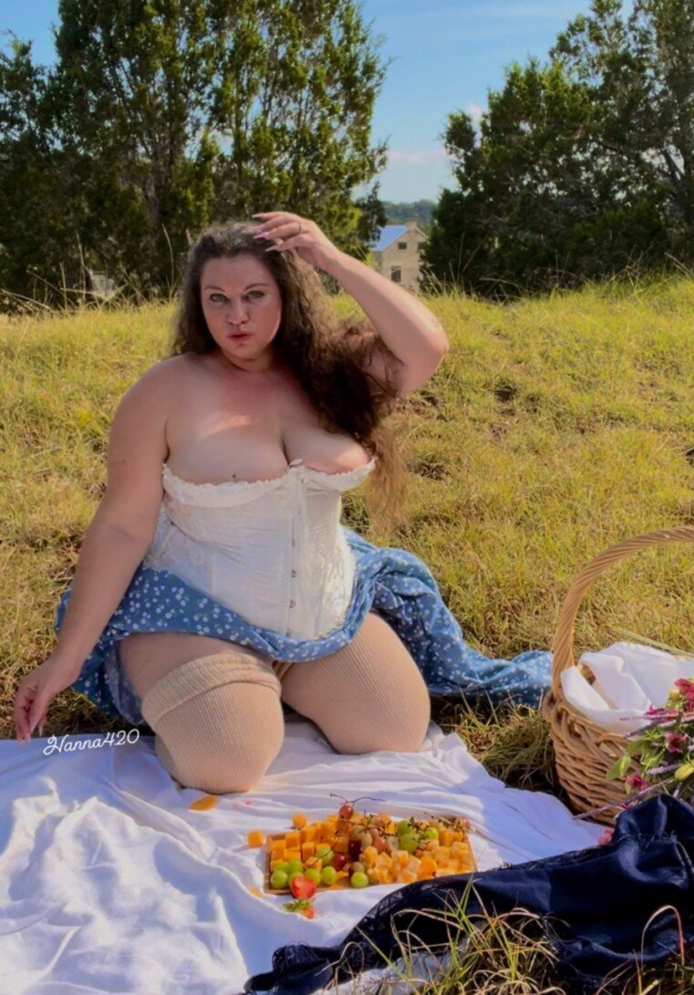 Hanna420 (@hanna420), OnlyFans creator