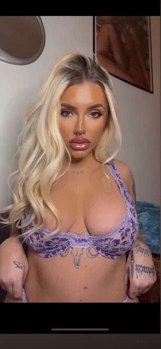 Hannahrexy (@hannahrexy), OnlyFans creator