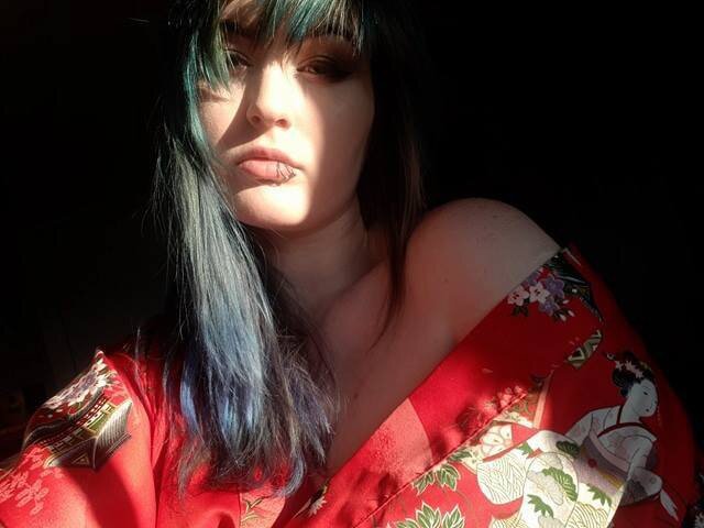 Hannahvera (@hannahvera), OnlyFans creator