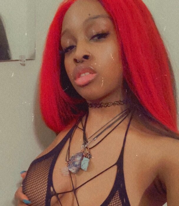 Harletteq (@harletteq), OnlyFans creator