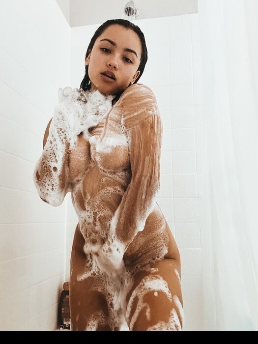 Harleymilan (@harleymilan), OnlyFans creator