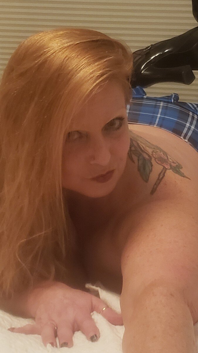 Harleyrenee (@harleyrenee), OnlyFans creator
