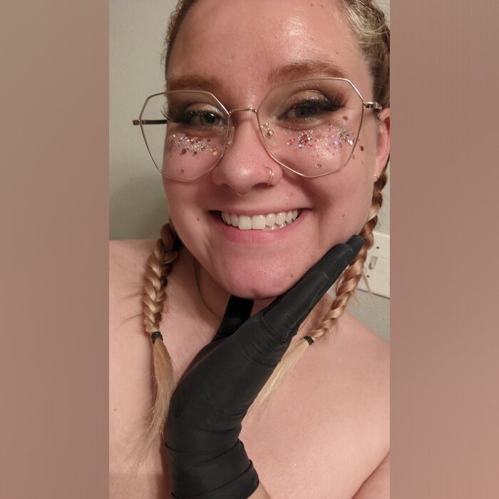 Miss (@harmonyhallux), OnlyFans creator
