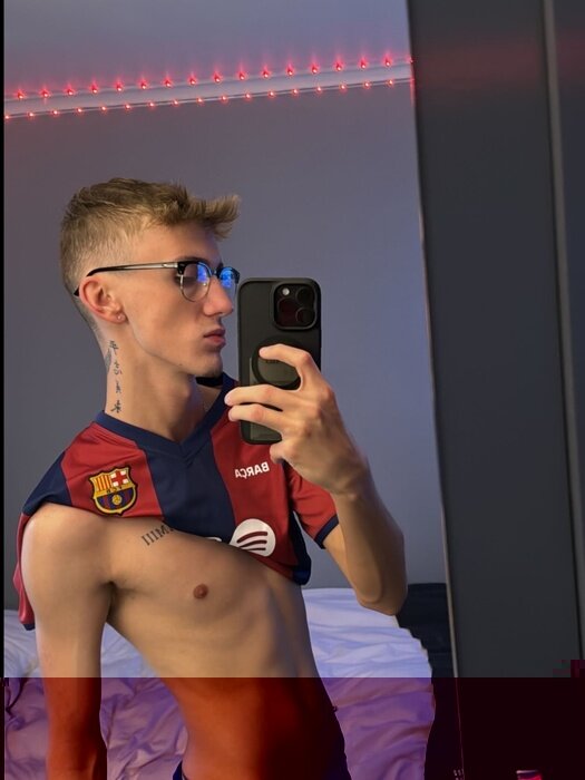 Harrz03 (@harrz03), OnlyFans creator