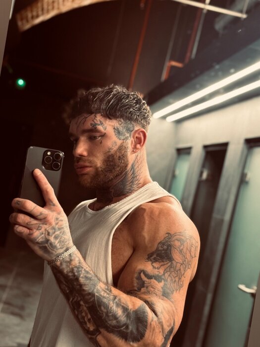 Hart2020 (@hart2020), OnlyFans creator