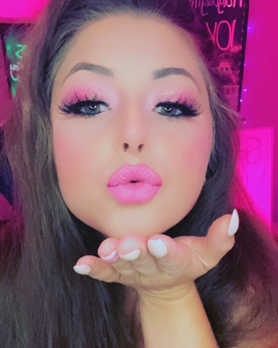 Haybaykissesfree (@haybaykissesfree), OnlyFans creator