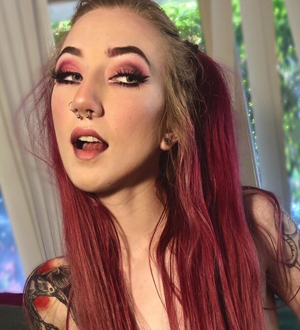 Hayleyraynes (@hayleyraynes), OnlyFans creator