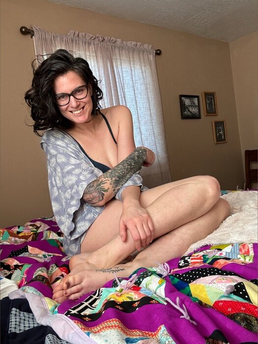 Heavenlylua (@heavenlylua), OnlyFans creator