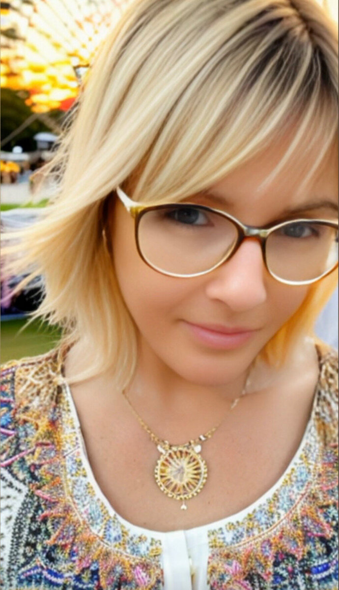 Heidihotwife (@heidi_hotwife), OnlyFans creator