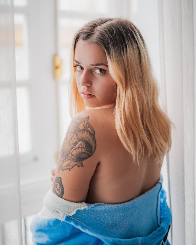 Helga (@helgavalkyrie), OnlyFans creator