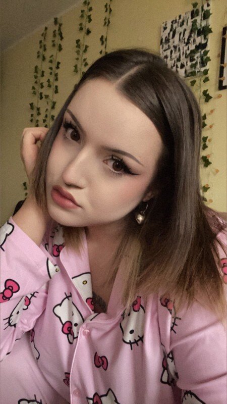 Hellkiitty (@hellkiitty), OnlyFans creator