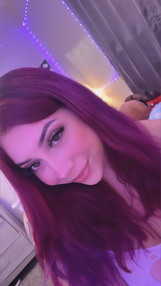 Hellokitttyyy (@hello.kitttyyy), OnlyFans creator