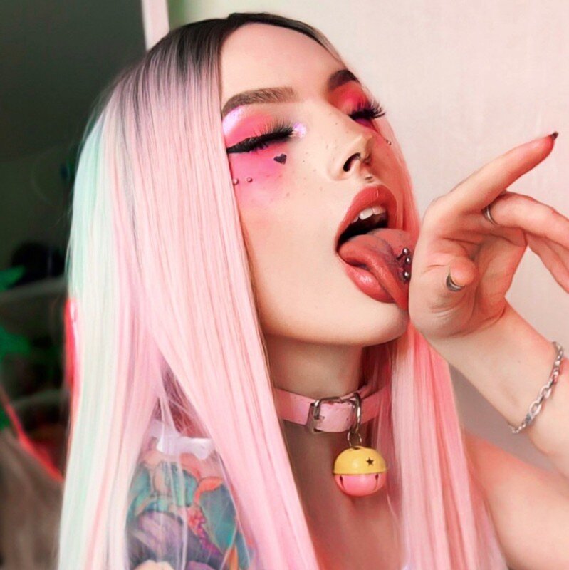 Helly (@hellyrite), OnlyFans creator
