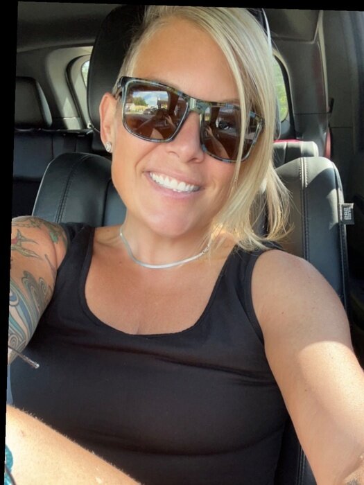 Henleyjayne11 (@henleyjayne11), OnlyFans creator