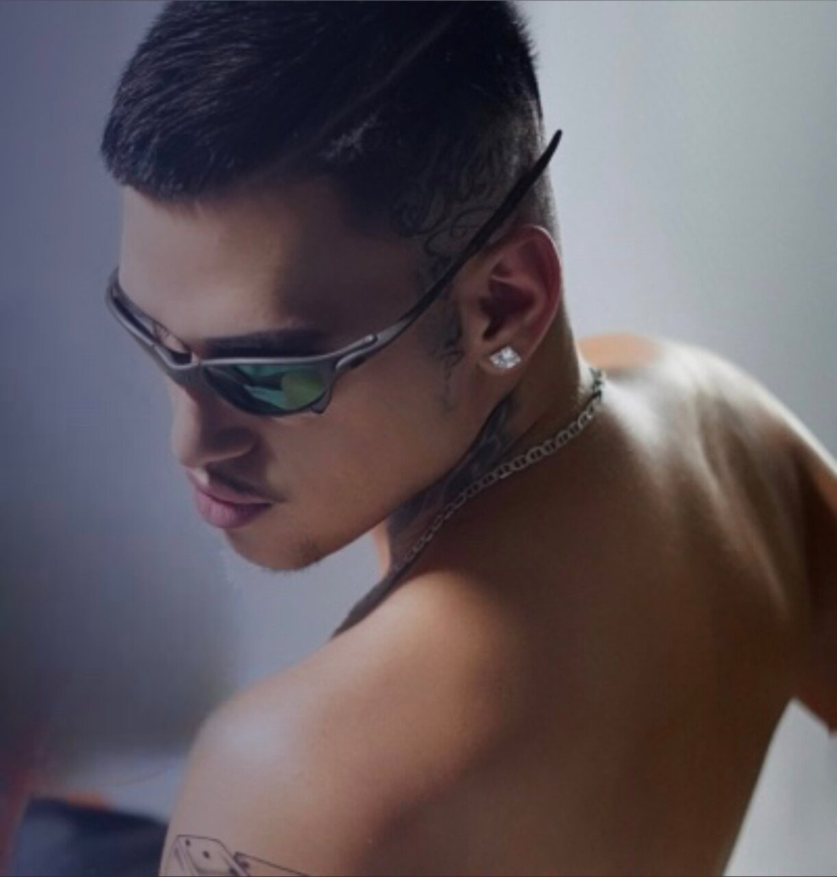 Henriquekarvalho (@henriquekarvalho), OnlyFans creator