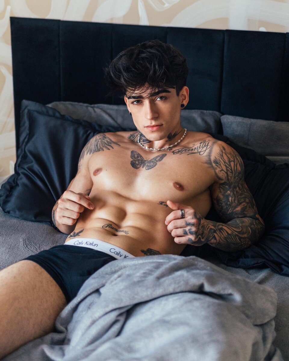 Henriquelimatv (@henriquelimatv), OnlyFans creator