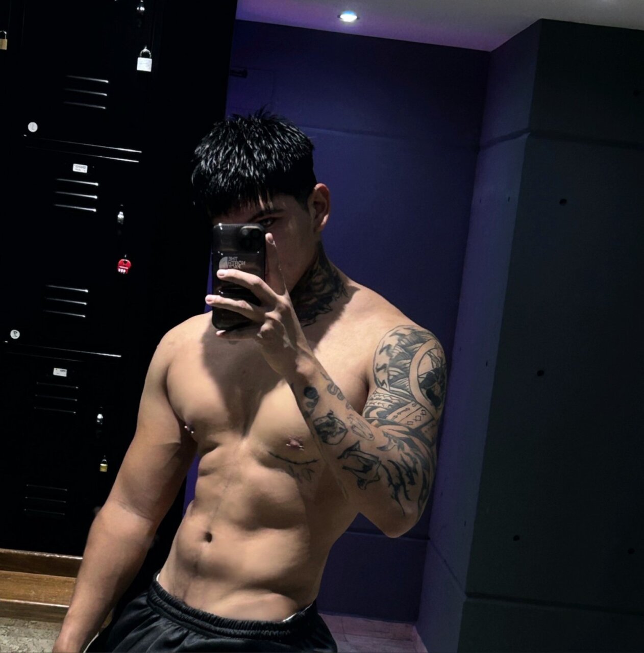 Henrykuyper (@henry.kuyper), OnlyFans creator