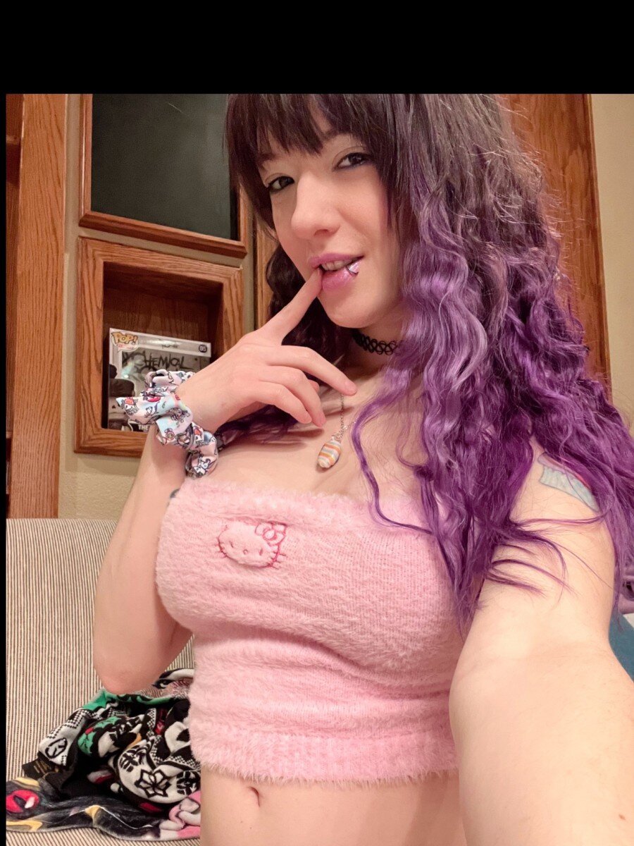 Hentaishikitty (@hentaishikitty), OnlyFans creator