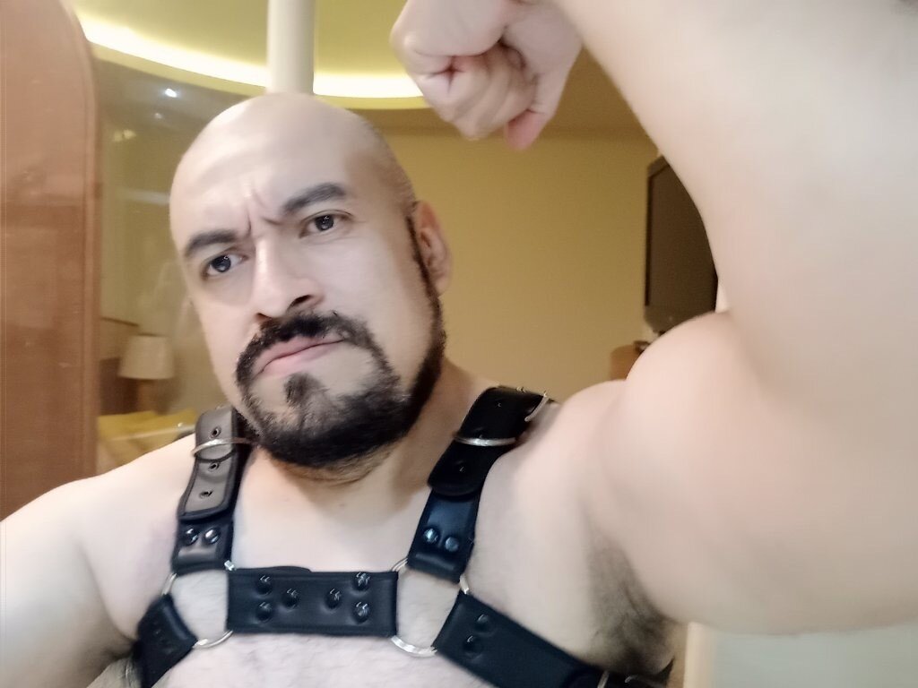 Heribertopowerbottom (@heribertopowerbottom), OnlyFans creator