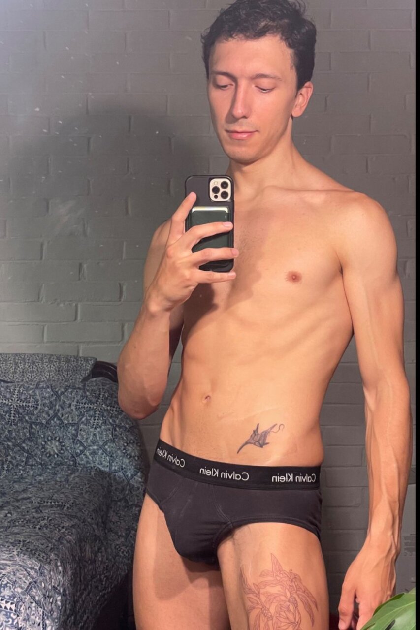 Hesitantlyvers (@hesitantlyvers), OnlyFans creator