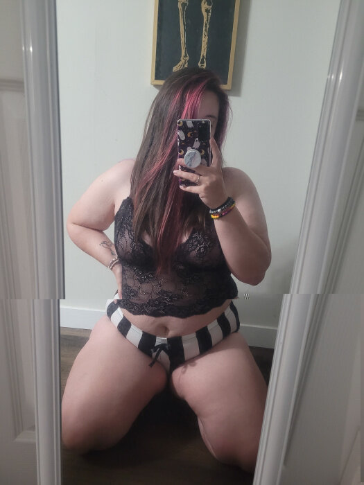 Heyitsher (@heyitsher), OnlyFans creator